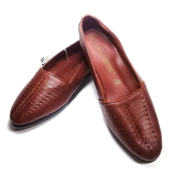 NEW! The Leather Collection Women's Woven Shoes - Picture 11 of 11